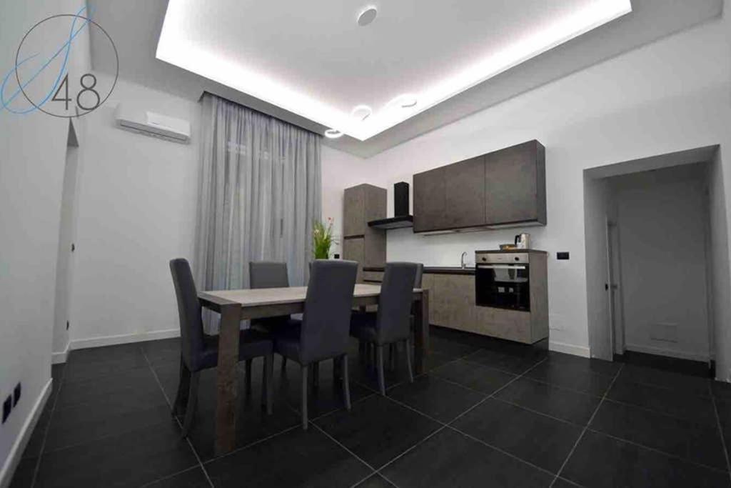 Suite Quarantotto Luxury House Naples Extérieur photo